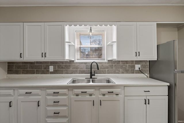 131 E Marion Street, Mishawaka, IN 46545