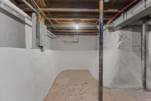 131 E Marion Street, Mishawaka, IN 46545