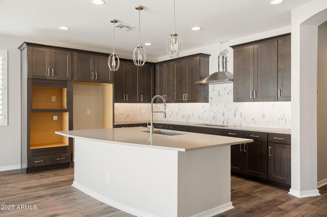 16072 W Charlotte Drive, Surprise, AZ 85387