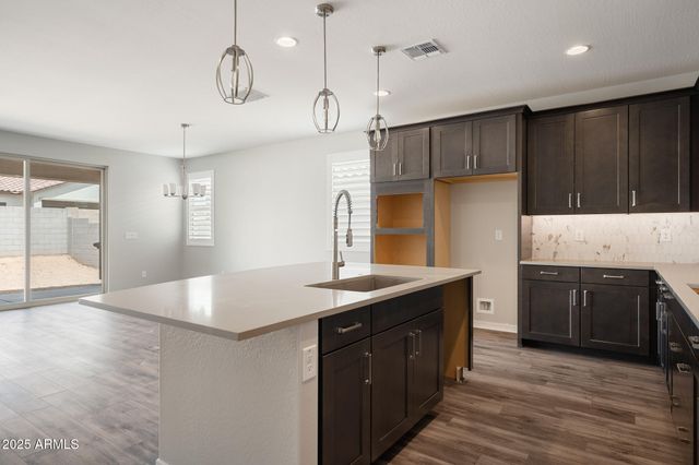 16072 W Charlotte Drive, Surprise, AZ 85387