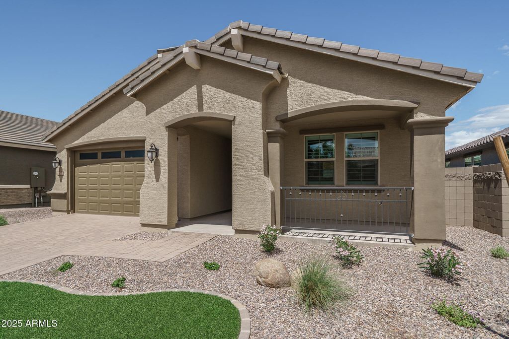 16072 W Charlotte Drive, Surprise, AZ 85387