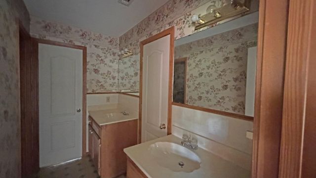 766 County Rd 1229, Pittsburg, TX 75686