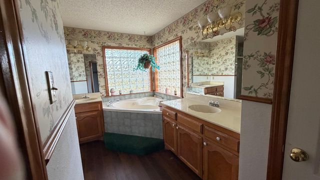 766 County Rd 1229, Pittsburg, TX 75686