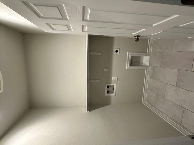 369 Silktassel WAY, Buda, TX 78610