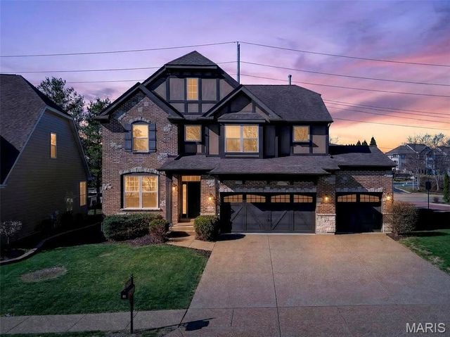 142 Tuscany Trace Drive, St Charles, MO 63303