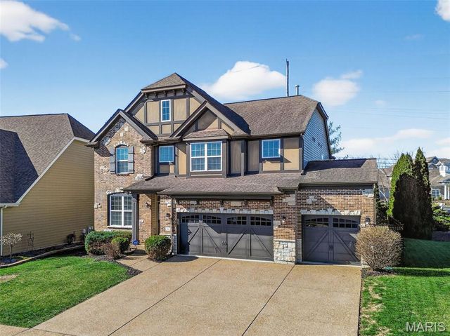 142 Tuscany Trace Drive, St Charles, MO 63303