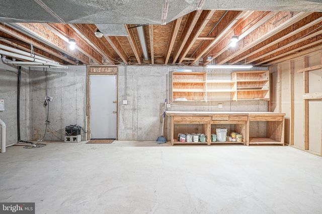 19 JOANNE DR, Sicklerville, NJ 08081