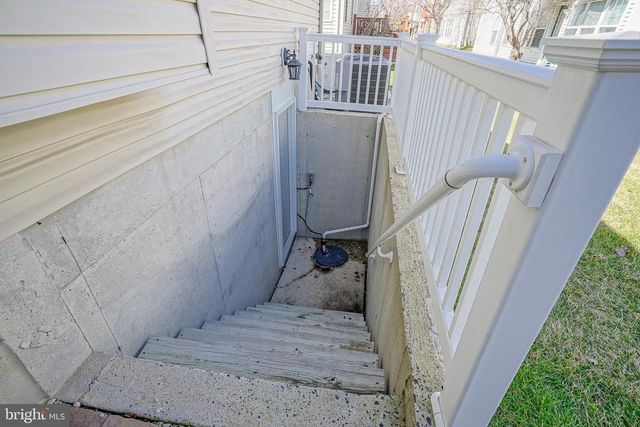 19 JOANNE DR, Sicklerville, NJ 08081