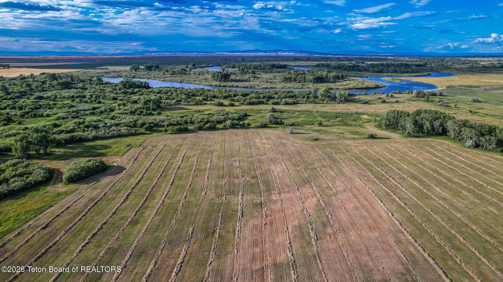 S 3200 S, Rexburg, ID 83440 photo 8