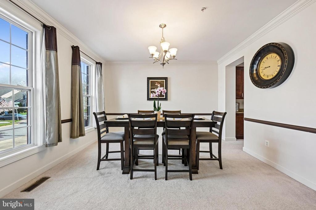 Image 10 of property listing at 15311 SIR EDWARDS DR, Upper Marlboro, MD 20772