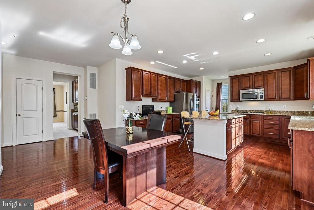 Image 12 of property listing at 15311 SIR EDWARDS DR, Upper Marlboro, MD 20772