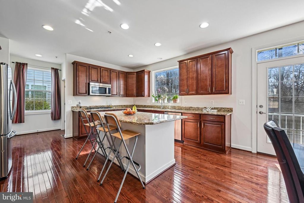 Image 14 of property listing at 15311 SIR EDWARDS DR, Upper Marlboro, MD 20772