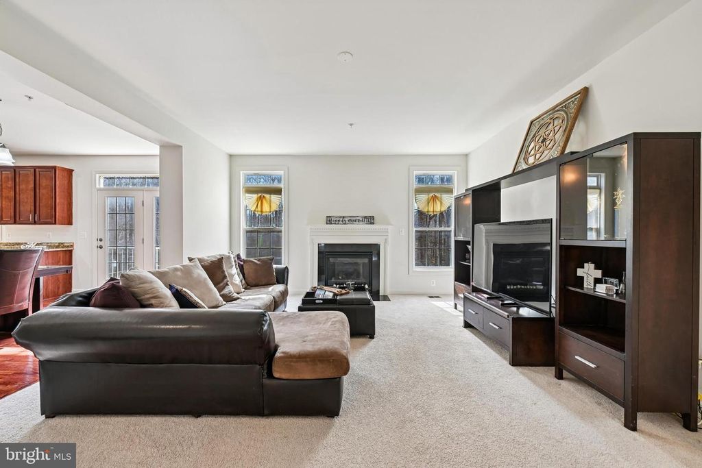 Image 15 of property listing at 15311 SIR EDWARDS DR, Upper Marlboro, MD 20772