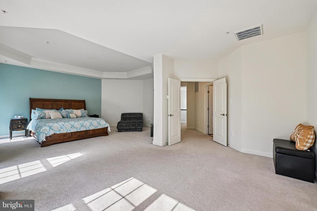 Image 22 of property listing at 15311 SIR EDWARDS DR, Upper Marlboro, MD 20772