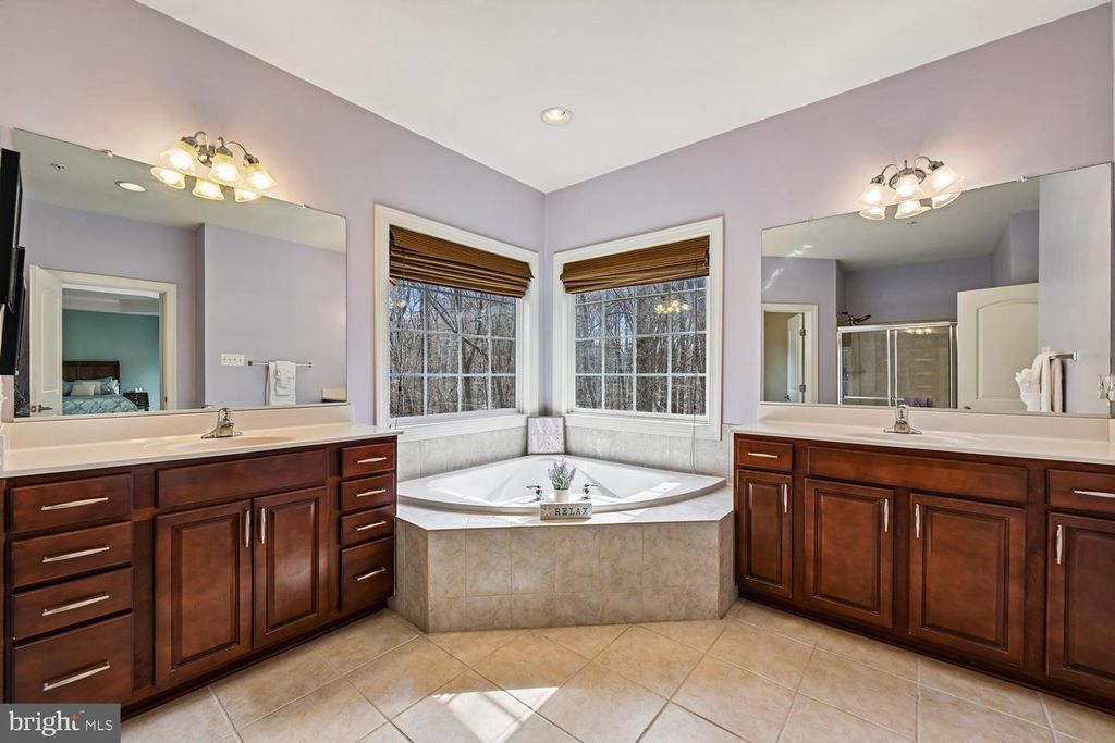 Image 25 of property listing at 15311 SIR EDWARDS DR, Upper Marlboro, MD 20772