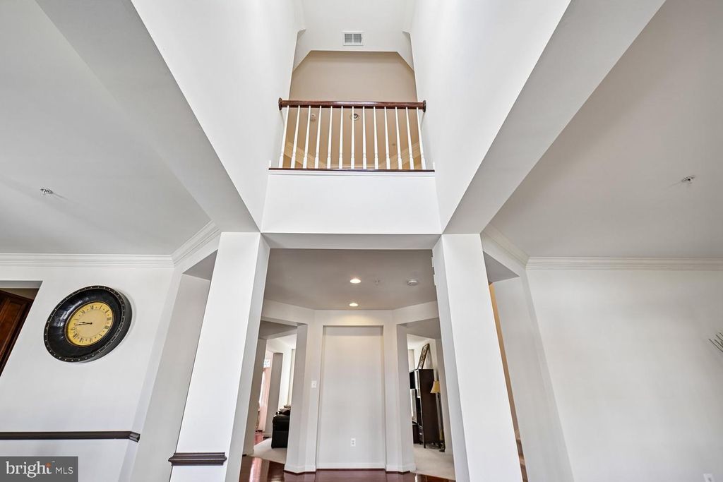 Image 5 of property listing at 15311 SIR EDWARDS DR, Upper Marlboro, MD 20772