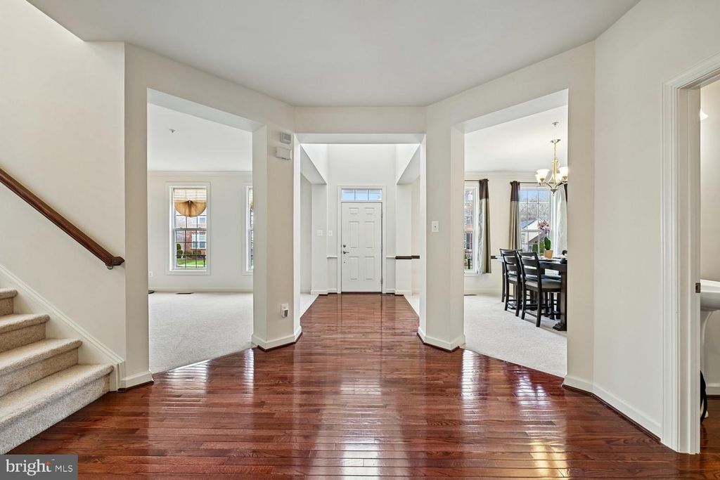 Image 6 of property listing at 15311 SIR EDWARDS DR, Upper Marlboro, MD 20772