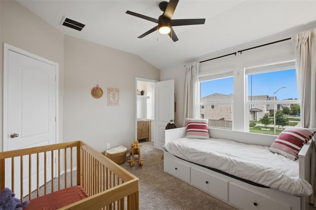 110 Sweet Autumn DR, Georgetown, TX 78626