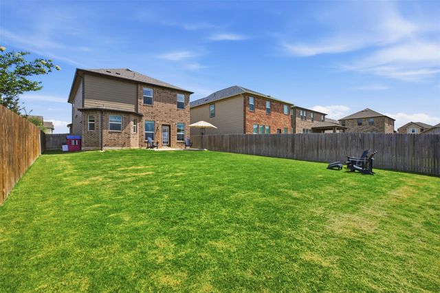 110 Sweet Autumn DR, Georgetown, TX 78626