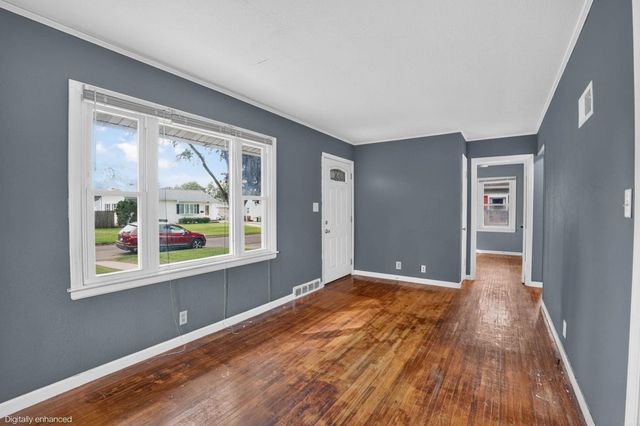 1181 Locke Avenue, Waterloo, IA 50702