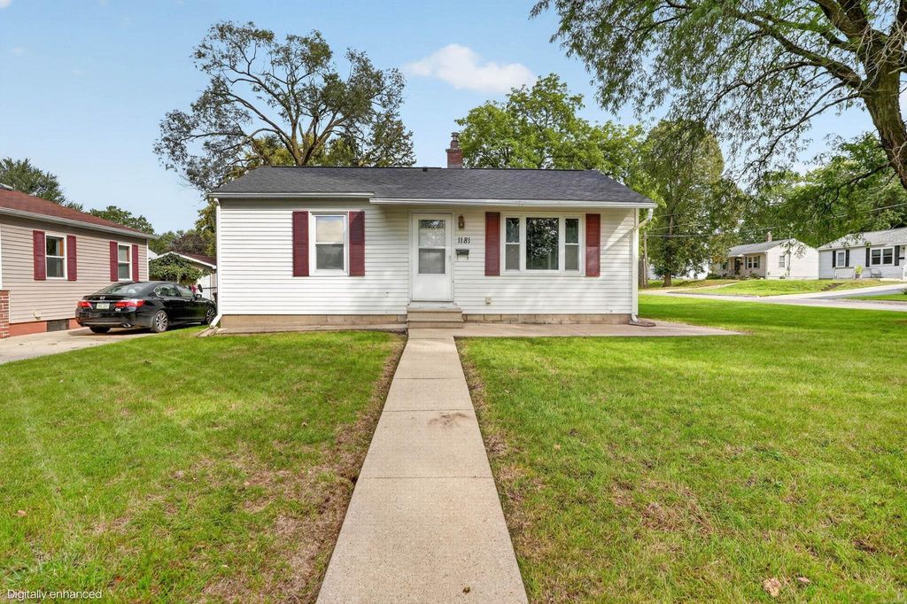 1181 Locke Avenue, Waterloo, IA 50702