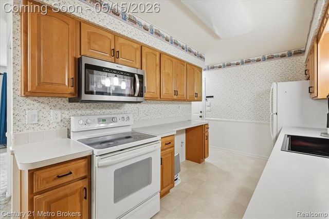 5457 N Seymour Road, Flushing, MI 48433