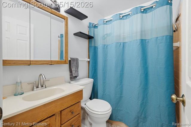 5457 N Seymour Road, Flushing, MI 48433