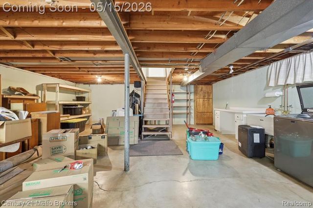 5457 N Seymour Road, Flushing, MI 48433