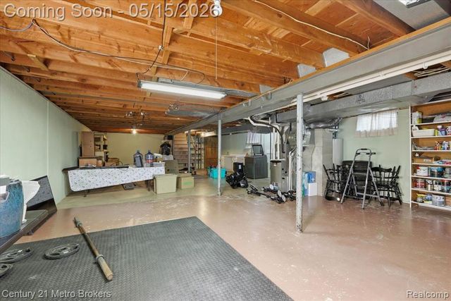 5457 N Seymour Road, Flushing, MI 48433