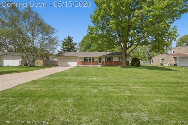 5457 N Seymour Road, Flushing, MI 48433