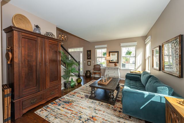 2440 Trailside Lane, Wauconda, IL 60084