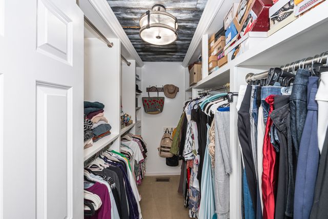 2440 Trailside Lane, Wauconda, IL 60084