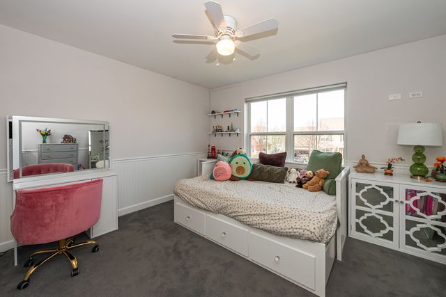 2440 Trailside Lane, Wauconda, IL 60084