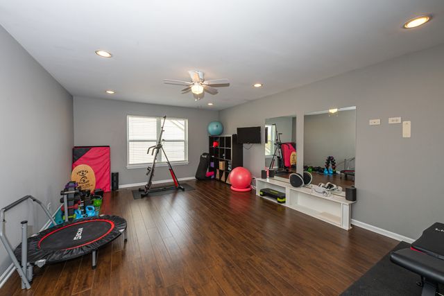 2440 Trailside Lane, Wauconda, IL 60084