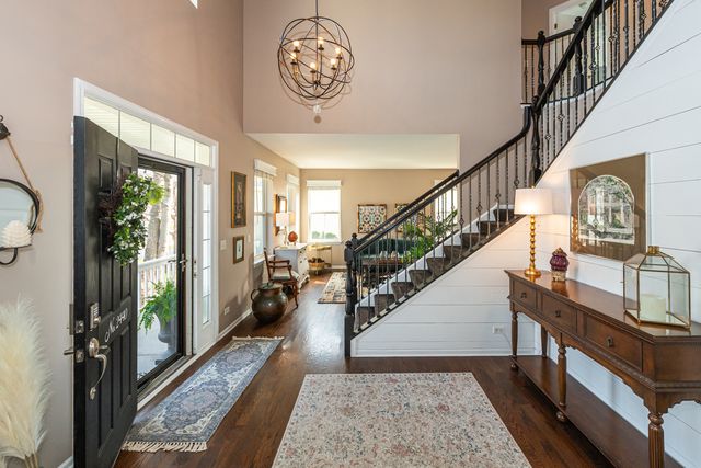 2440 Trailside Lane, Wauconda, IL 60084