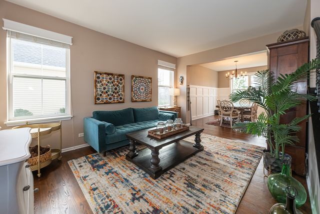 2440 Trailside Lane, Wauconda, IL 60084