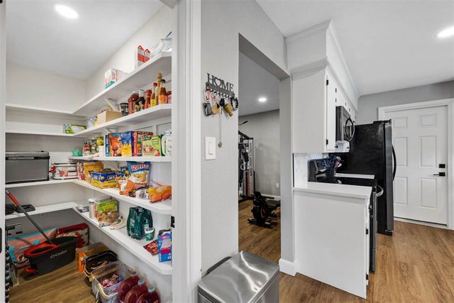 801 NW 40th St, Lawton, OK 73505