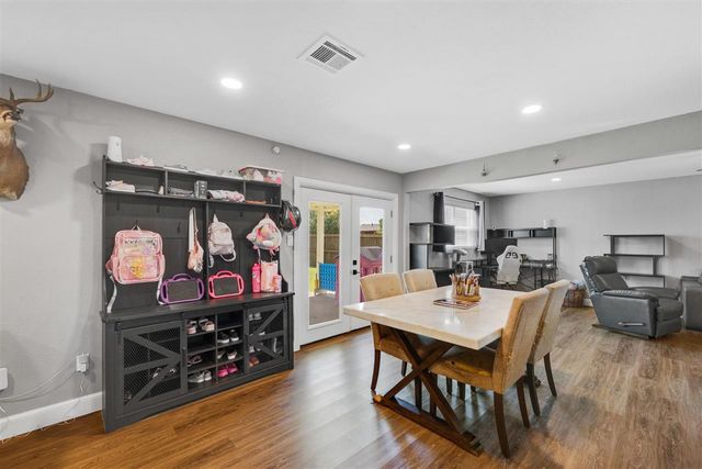 801 NW 40th St, Lawton, OK 73505