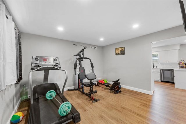 801 NW 40th St, Lawton, OK 73505