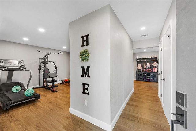 801 NW 40th St, Lawton, OK 73505