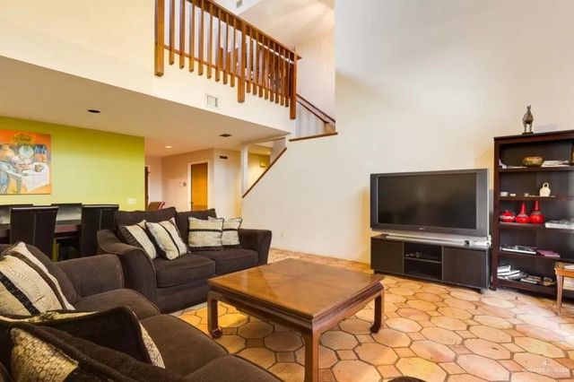 107 W Shasta Avenue W, Mcallen, TX 78504