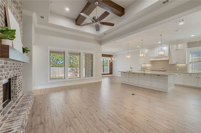 3911 Eskew Drive, College Station, TX 77845