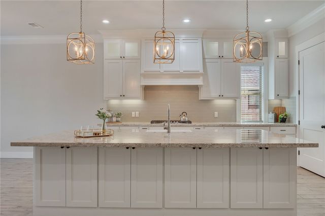 3911 Eskew Drive, College Station, TX 77845