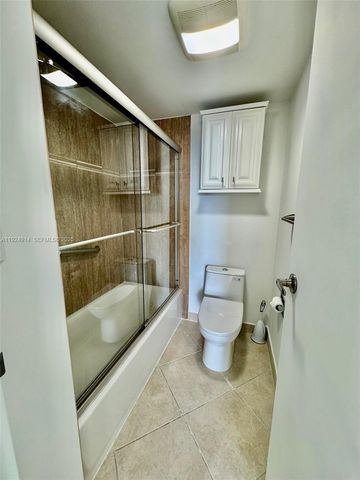 3675 N Country Club Dr 2007, Aventura, FL 33180