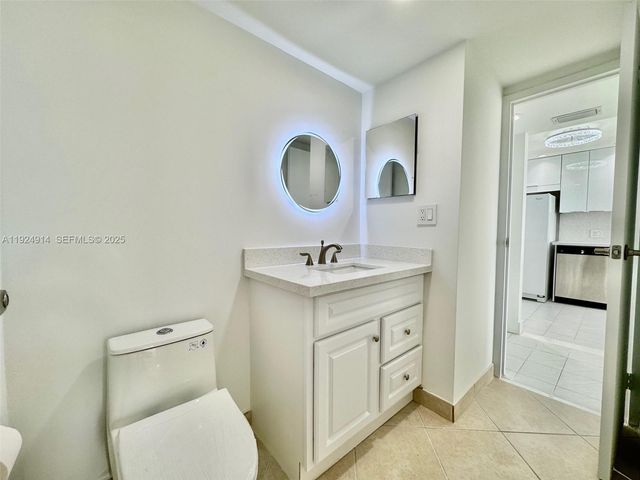 3675 N Country Club Dr 2007, Aventura, FL 33180