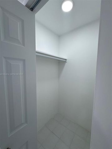 3675 N Country Club Dr 2007, Aventura, FL 33180