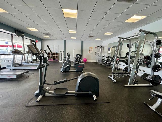 3675 N Country Club Dr 2007, Aventura, FL 33180