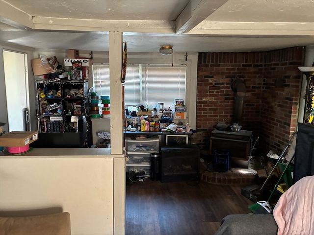 129 Commercial St, Whitman, MA 02382