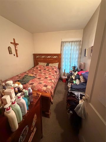 1347 W 8TH Street, Erie, PA 16502