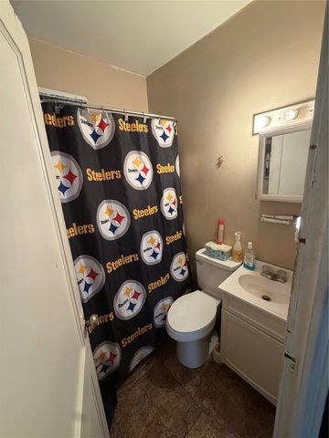 1347 W 8TH Street, Erie, PA 16502